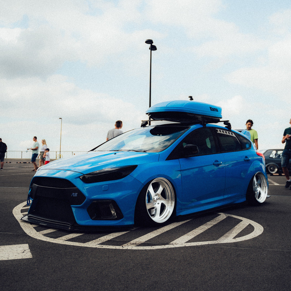 Kundenfahrzeug mit Scheinwerfercover passend für Ford Focus MK3 ST
