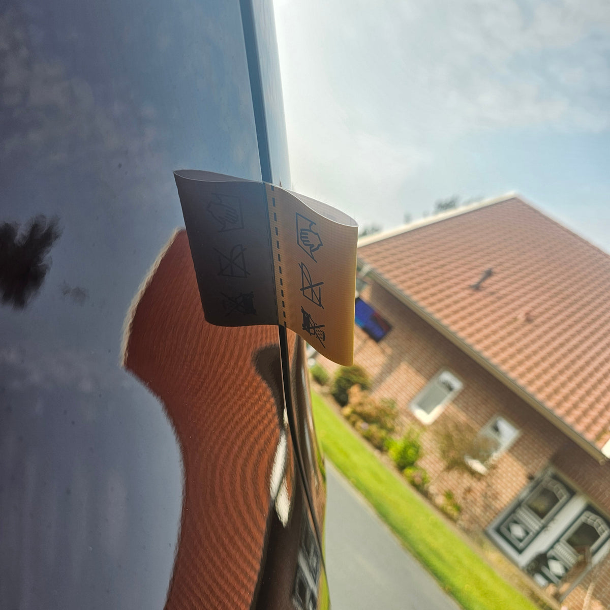 High Voltage Danger! Carflag – Bild 2