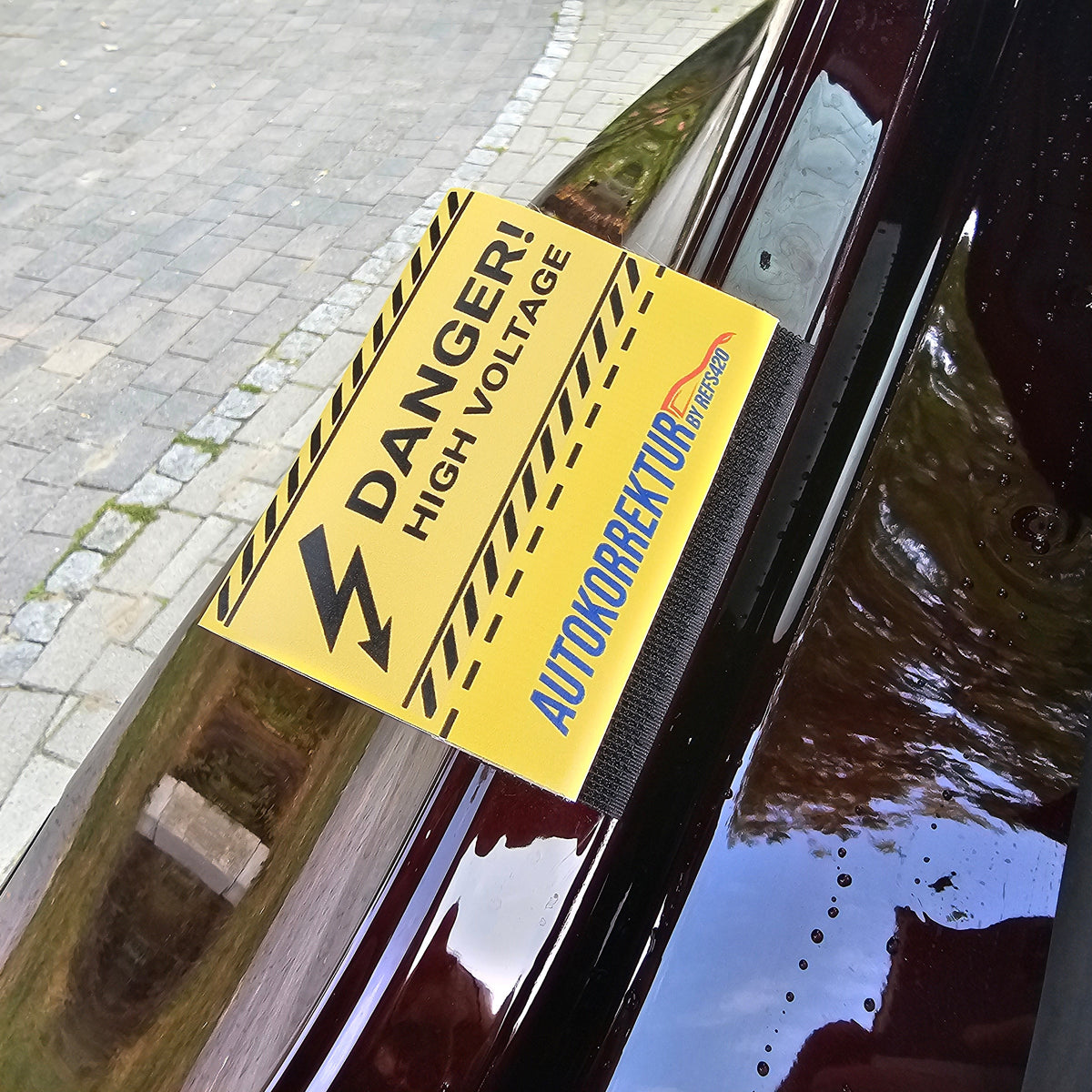 High Voltage Danger! Carflag – Bild 5