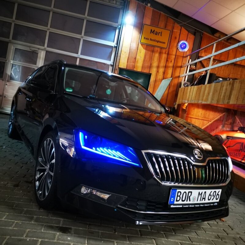 Scheinwerfercover passend für Skoda Superb III V3