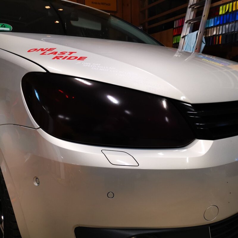 VW Touran 1 T3 Cache phare